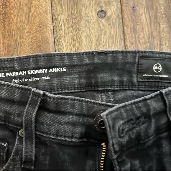 AG Farrah Jeans - Picture 2 of 3